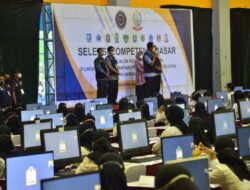 Pantau SKD, Bupati ASA Semangati Peserta Ujian CPNS Sinjai