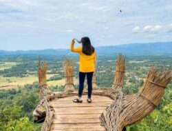 Puncak Lima Jari, Jadi Incaran Liburan Akhir Tahun, Begini Pesonanya