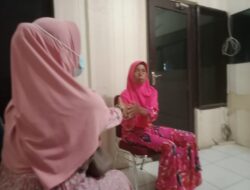 Sering Di Bully,Ibu Paruh Baya ini Polisikan Tetangga