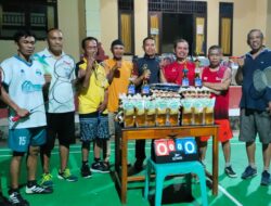 Dekatkan Diri Dengan Masyarakat,Kapolsek Tellu Limpoe Gelar Turnamen Bulutangkis