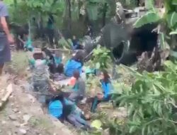 Rekreasi Berujung Tragis,Mobil Pick Up Angkut Puluhan Siswa Di Bone Mengalami Kecelakaan Tunggal