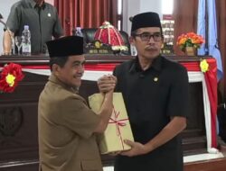 Paripurna DPRD, Wabup Selayar Serahkan Raperda Perlindungan dan Pengelolaan Lingkungan Hidup