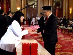 Bupati Kepulauan Selayar Terima Duplikat Bendera Pusaka Merah Putih dari BPIP