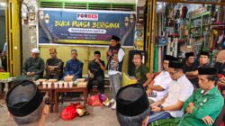 Momentum Ramadhan, Forbes Anti Narkoba Bone Bagi Sembako dan Buka Puasa Bersama